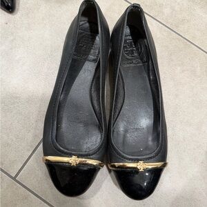 Tory Burch Black Leather Ballet Flats with Gold Accent - 5.5